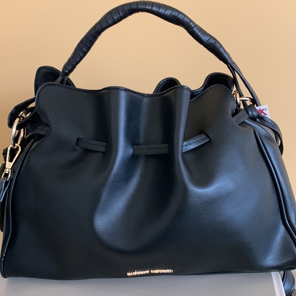 Badgley Mischka Handbags - NWT BADGLEY MISCHKA SHOULDER BAG/CROSSBODY